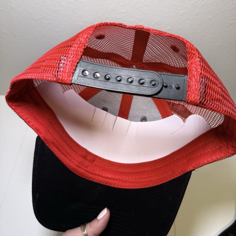 Fritos Multi Logo Hat Frito Kid Trucker Hat Men's Adjustable Red Mesh Cap NWT - Picture 5 of 5